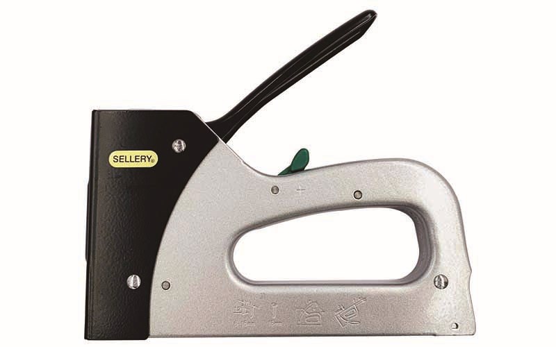 PROFESSIONAL STAPLE AND NAIL GUN