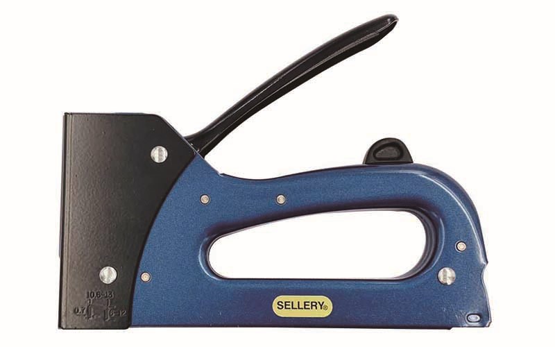 MEDIUM DUTY STAPLE GUN