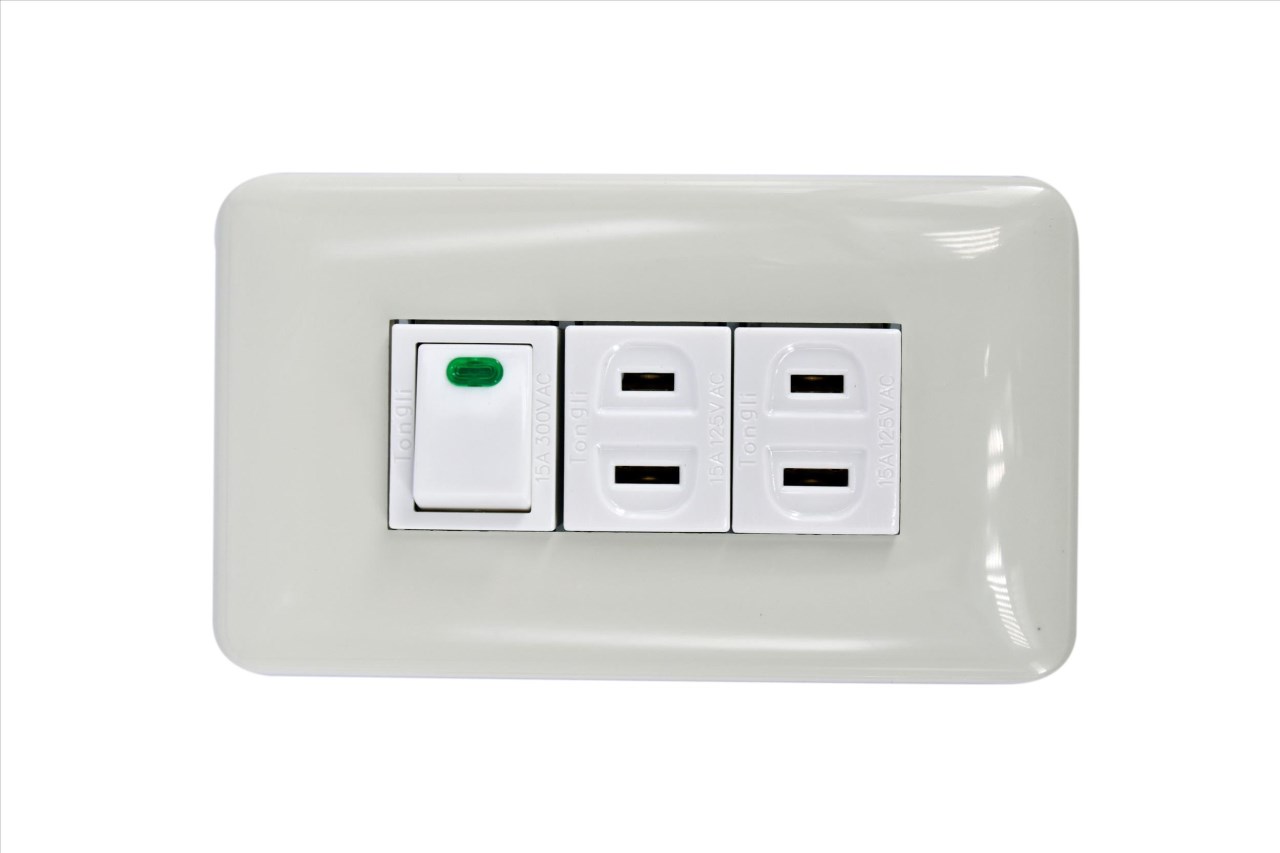 97-093 組合式夜光開關插座-1切2插 15A / 125V