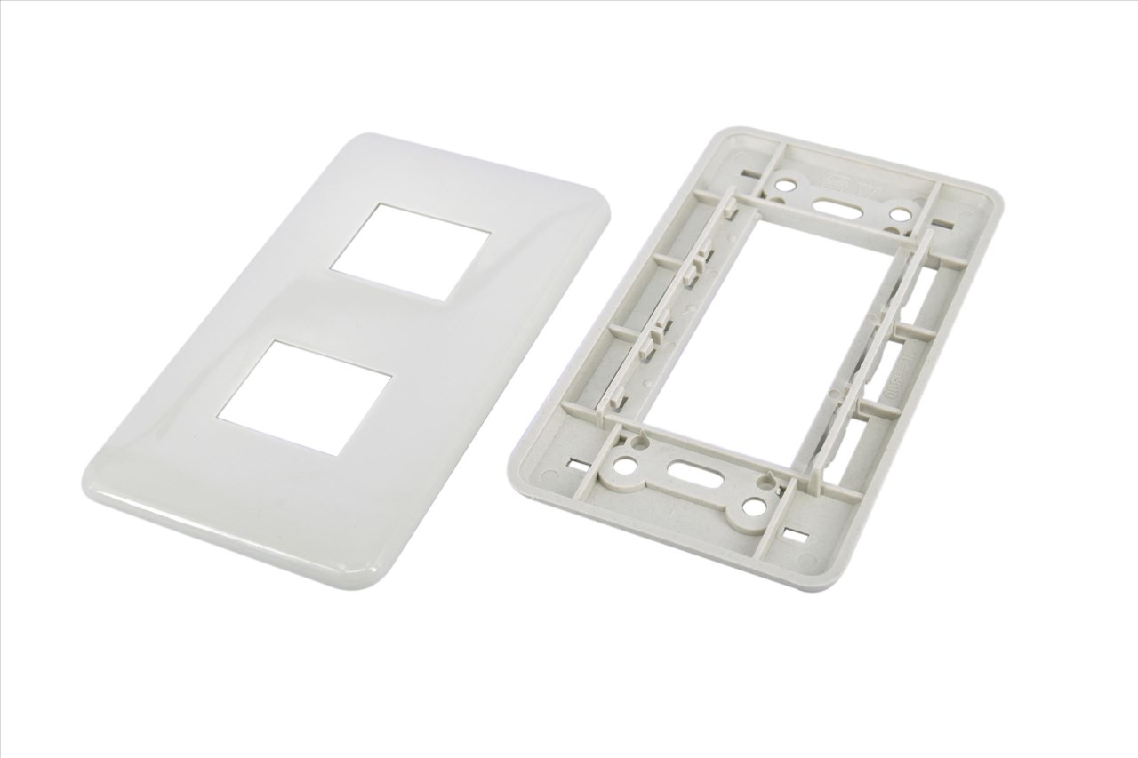 97-052 卡式蓋板-1聯2孔