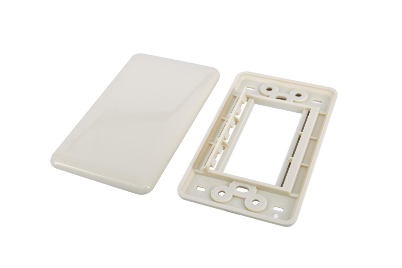 97-050 卡式蓋板-1聯無孔